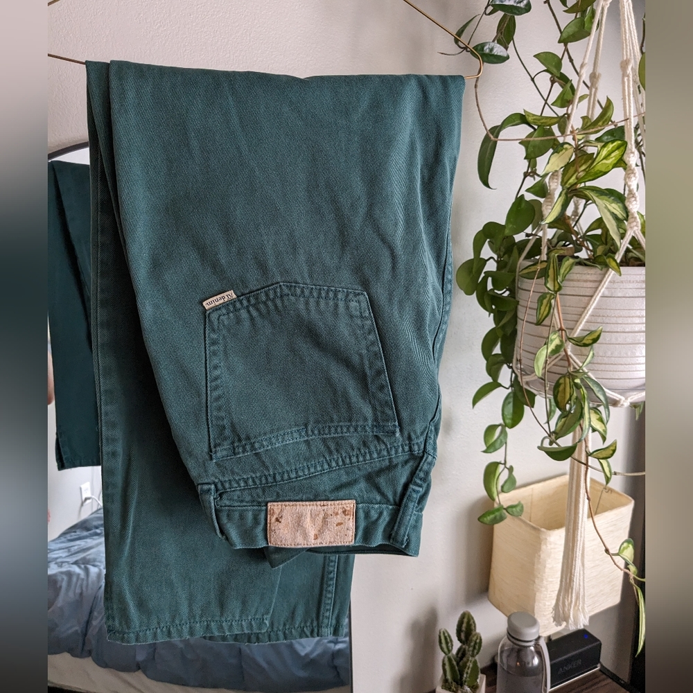 VINTAGE green high waisted mom jeans AT denim
